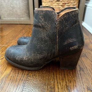 Bed Stu distressed leather ankle boots